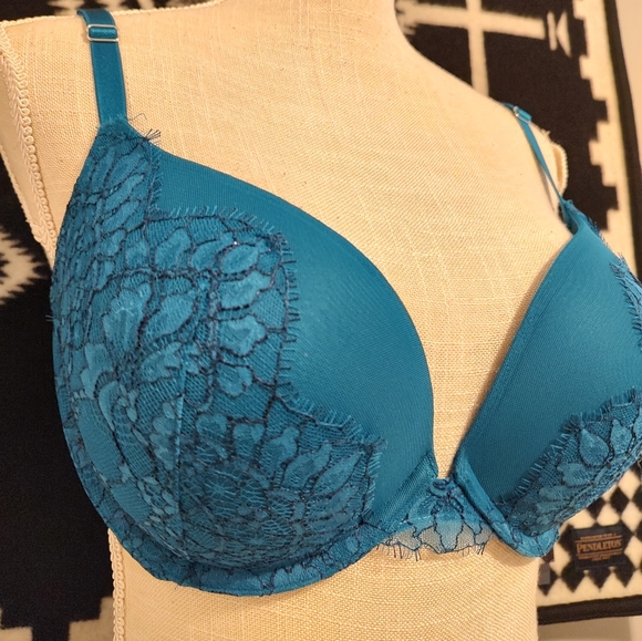 💙 EUC Victoria's Secret Very Sexy Push Up Underwire Adjustable Bra, 34DD - Picture 3 of 9
